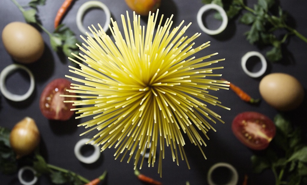 世界初！パスタを粒子加速器で分析して判明「完璧な茹で方」の科学